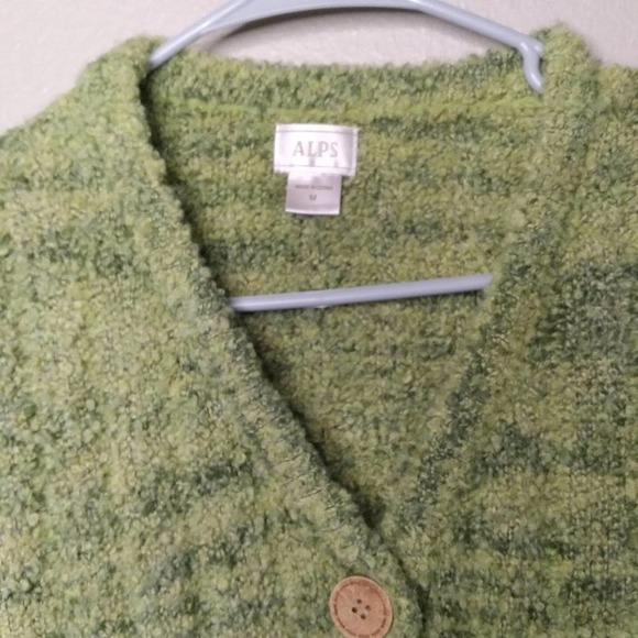 Alps Vintage V Neck Cardigan Wooden Button Sweater - Picture 5 of 7